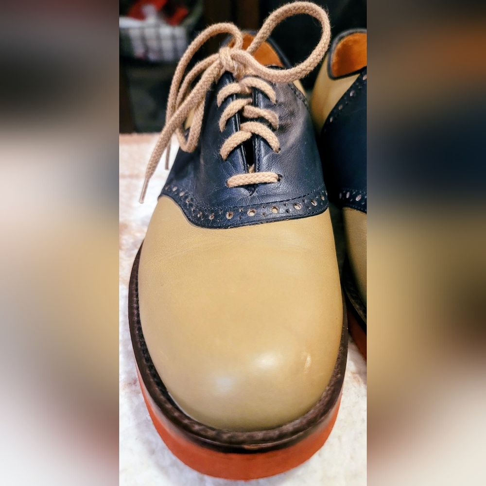 Vtg COLE HAAN Men's Two Tone Oxfords Beige Navy USA- US 7 1/2 D see measurements - Picture 4 of 16